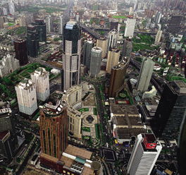 上海全方位推进国际贸易中心建设