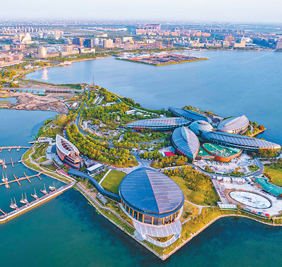中国(上海)自由贸易试验区临港新片区建设面貌日新月异