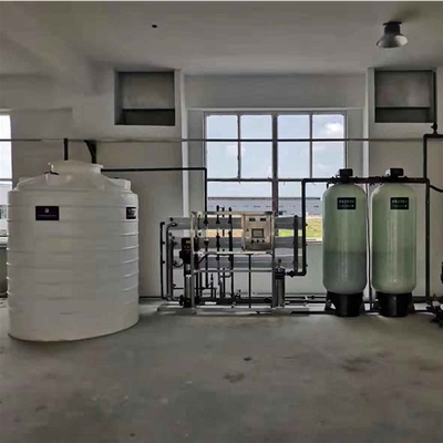 上海小型纯水机 辉月厂家直供实验室用纯水，贸易首选合作伙伴